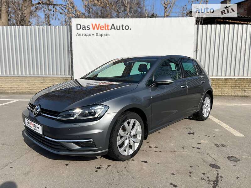 Хэтчбек Volkswagen Golf 2018 в Харькове