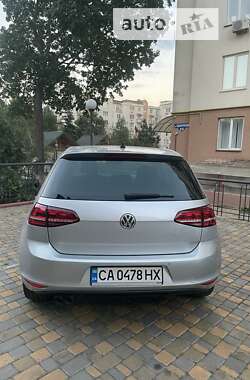 Хэтчбек Volkswagen Golf 2014 в Одессе