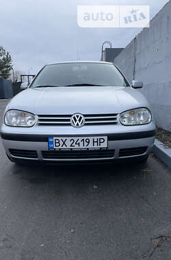 Хетчбек Volkswagen Golf 2001 в Нетішині