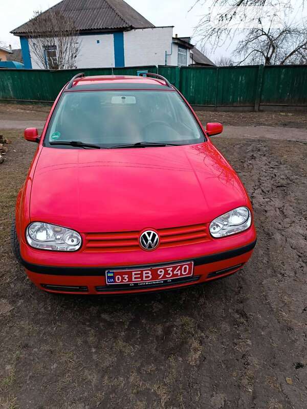 Универсал Volkswagen Golf 2000 в Ичне