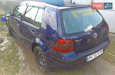 Хэтчбек Volkswagen Golf 2001 в Рахове