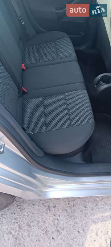 Универсал Volkswagen Golf 2011 в Ровно