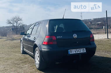 Хэтчбек Volkswagen Golf 2000 в Карловке