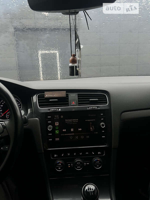 Универсал Volkswagen Golf 2017 в Днепре фото 29 Универсал Volkswagen Golf 2017 в Днепре