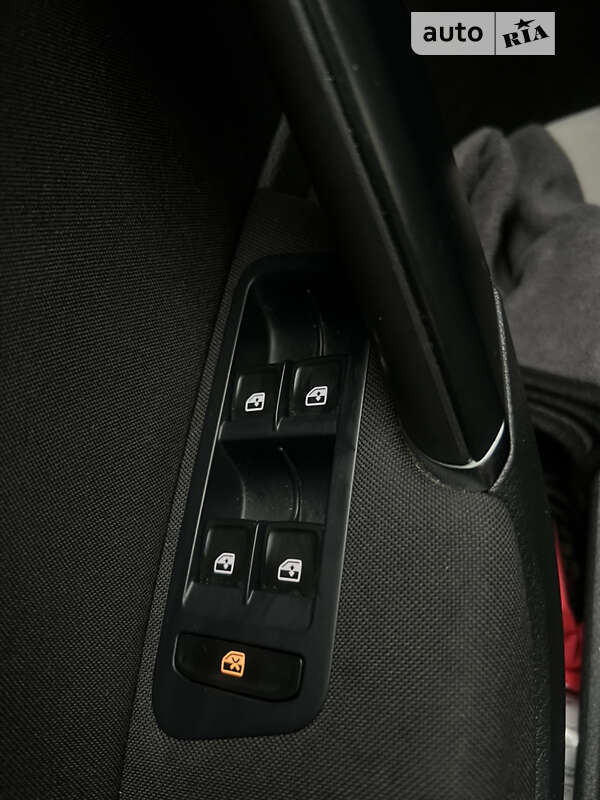 Универсал Volkswagen Golf 2017 в Днепре фото 34 Универсал Volkswagen Golf 2017 в Днепре