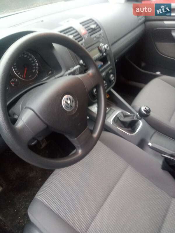 Универсал Volkswagen Golf 2009 в Житомире
