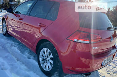 Хэтчбек Volkswagen Golf 2013 в Киеве