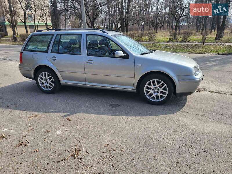 Універсал Volkswagen Golf 2005 в Кременчуці