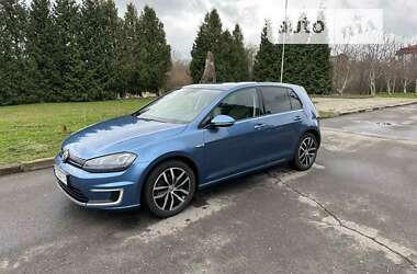 Хетчбек Volkswagen Golf 2014 в Калуші