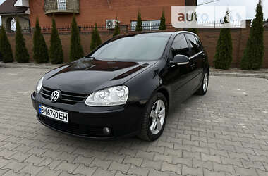 Хетчбек Volkswagen Golf 2006 в Сумах