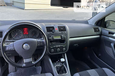 Хетчбек Volkswagen Golf 2007 в Запоріжжі