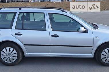 Универсал Volkswagen Golf 2002 в Одессе