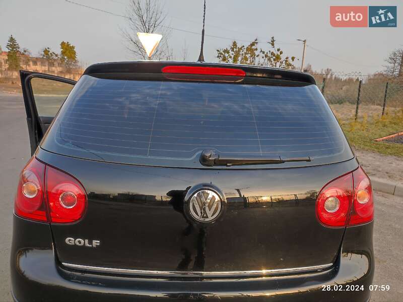 Хетчбек Volkswagen Golf 2008 в Ковелі