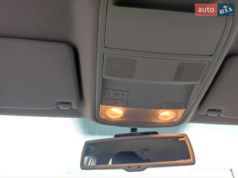 Хетчбек Volkswagen Golf 2008 в Ковелі