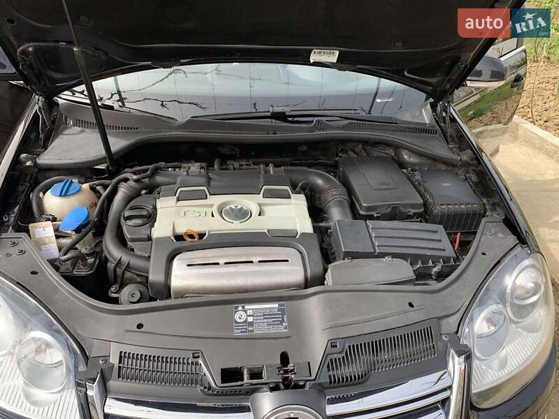 Универсал Volkswagen Golf 2008 в Ужгороде