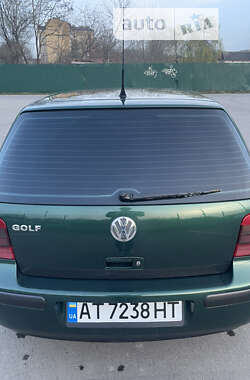 Хетчбек Volkswagen Golf 1998 в Івано-Франківську