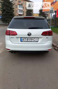 Універсал Volkswagen Golf 2015 в Івано-Франківську