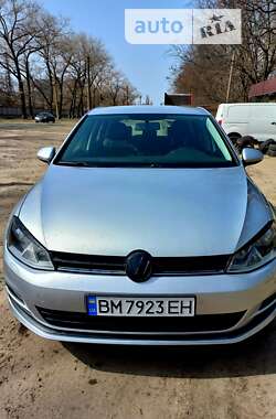 Хетчбек Volkswagen Golf 2016 в Сумах