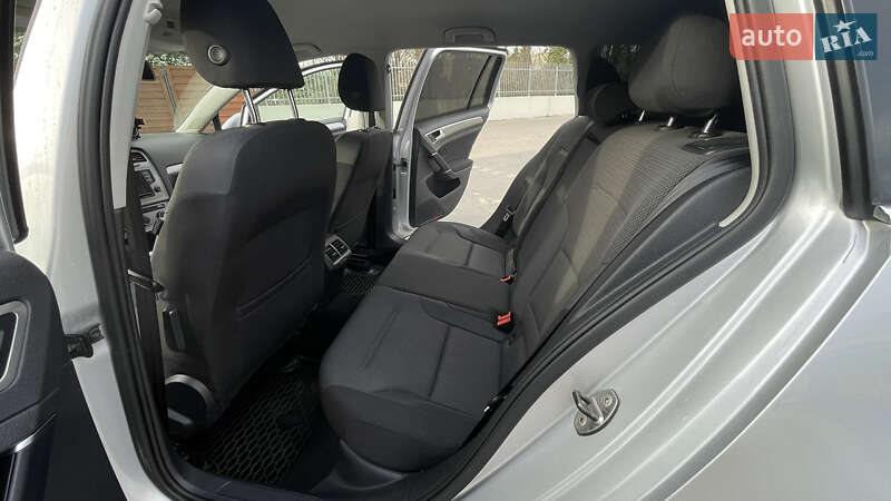 Універсал Volkswagen Golf 2015 в Львові