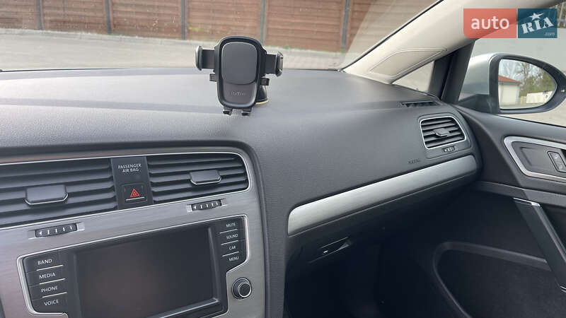 Універсал Volkswagen Golf 2015 в Львові