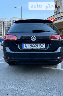 Універсал Volkswagen Golf 2013 в Києві