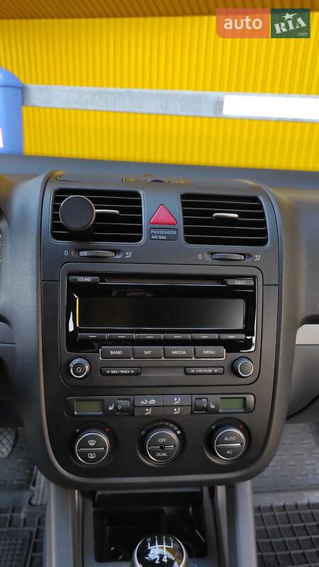 Универсал Volkswagen Golf 2008 в Львове