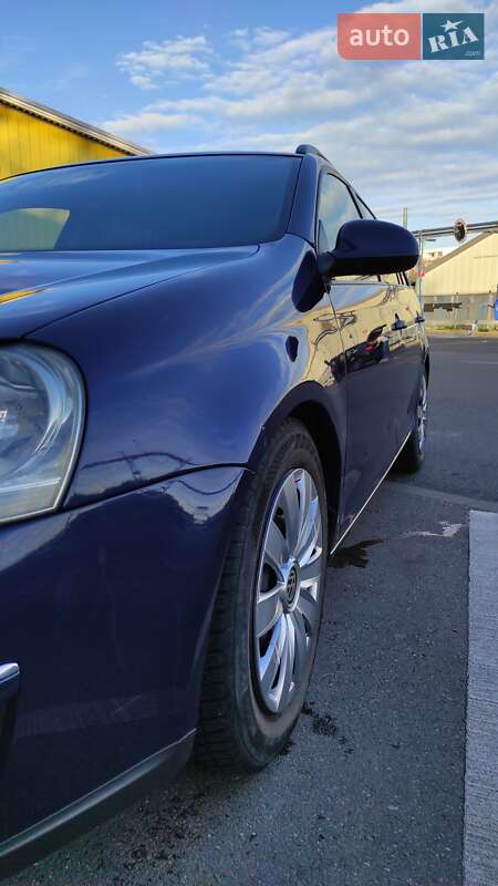 Универсал Volkswagen Golf 2008 в Львове