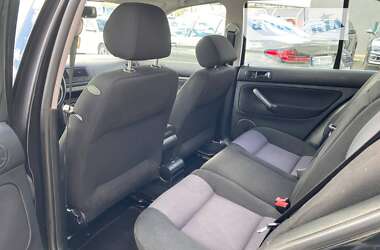 Хэтчбек Volkswagen Golf 2001 в Львове