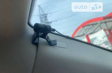 Універсал Volkswagen Golf 2010 в 