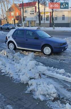 Хетчбек Volkswagen Golf 2000 в Прилуках