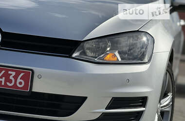 Хетчбек Volkswagen Golf 2014 в Дрогобичі