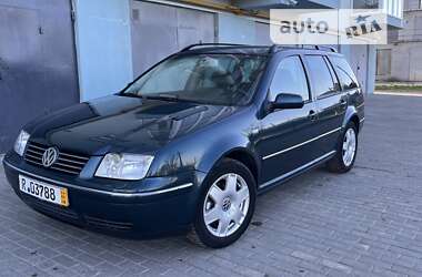 Хэтчбек Volkswagen Golf 2002 в Тернополе