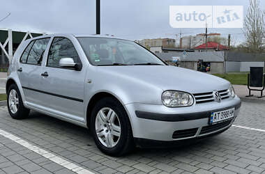 Хетчбек Volkswagen Golf 2001 в Хмельницькому