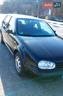 Хетчбек Volkswagen Golf 1999 в 