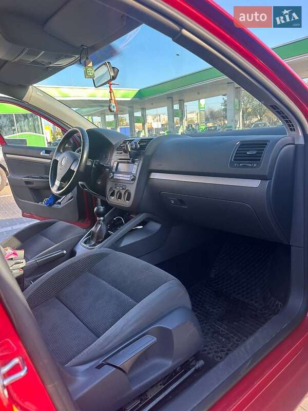 Универсал Volkswagen Golf 2008 в Житомире