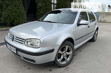 Хэтчбек Volkswagen Golf 2000 в Краснограде