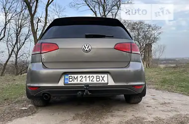 Volkswagen Golf 2014