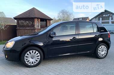 Хэтчбек Volkswagen Golf 2006 в Ивано-Франковске