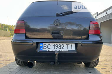 Хэтчбек Volkswagen Golf 2000 в Львове