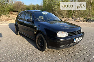 Хэтчбек Volkswagen Golf 2000 в Львове