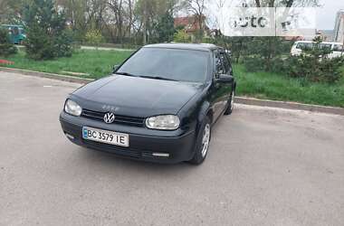 Хэтчбек Volkswagen Golf 1998 в Ровно