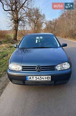 Хетчбек Volkswagen Golf 1999 в Калуші