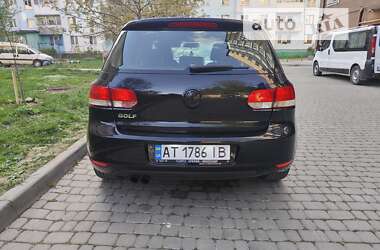 Хэтчбек Volkswagen Golf 2009 в Надворной