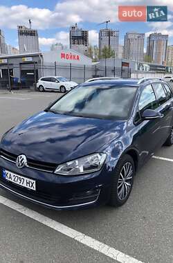 Універсал Volkswagen Golf 2016 в 