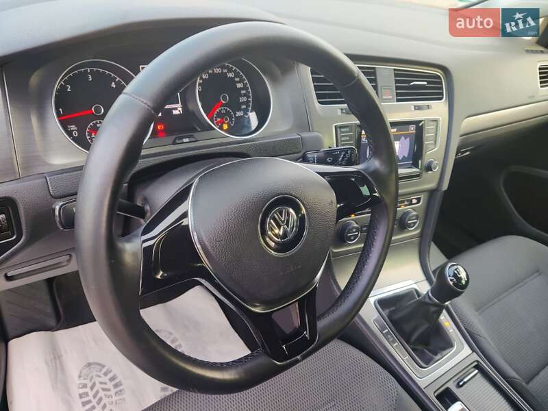 Хетчбек Volkswagen Golf 2013 в Мукачевому