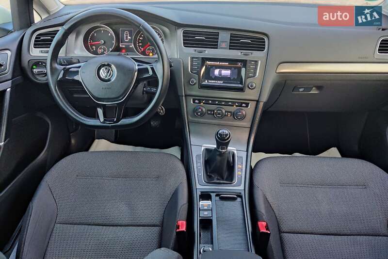 Хетчбек Volkswagen Golf 2013 в Мукачевому