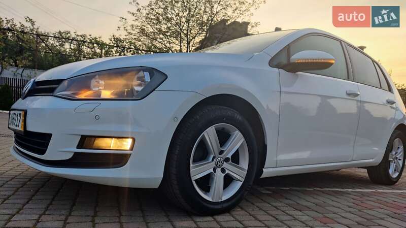 Хетчбек Volkswagen Golf 2013 в Мукачевому