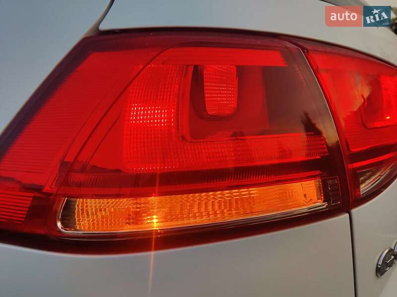 Хетчбек Volkswagen Golf 2013 в Мукачевому