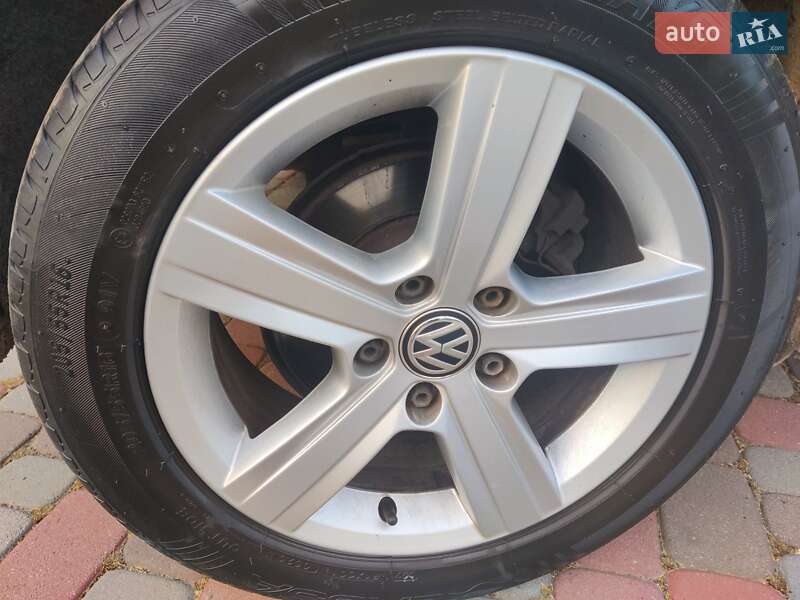 Хетчбек Volkswagen Golf 2013 в Мукачевому