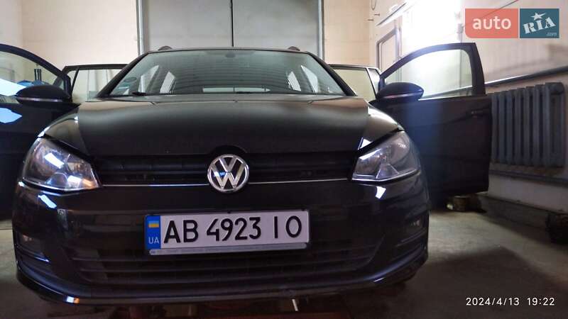 Универсал Volkswagen Golf 2015 в Хмельнике
